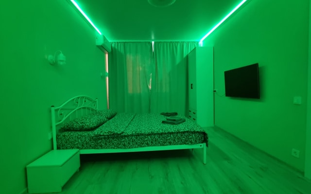 Апартаменты Right Room на Солнечном Бульваре 18