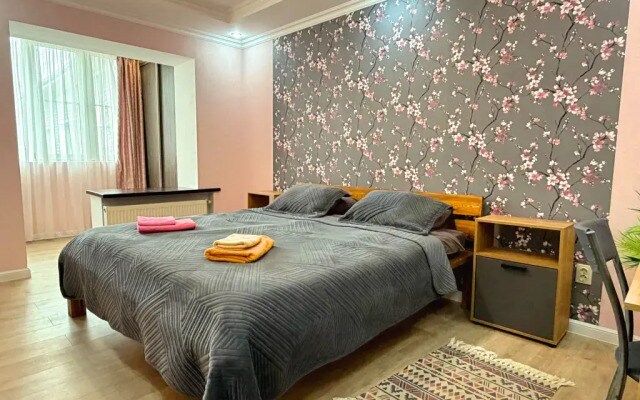 Квартира Огромная 100м² для семьи или компании