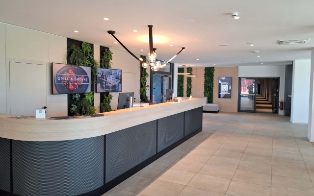 Отель WE Hotel Expo Prague