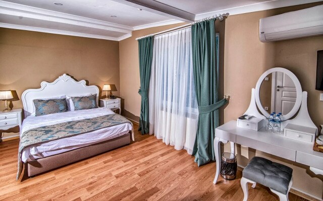 Отель Keyif Boutique Hotel & Restaurant