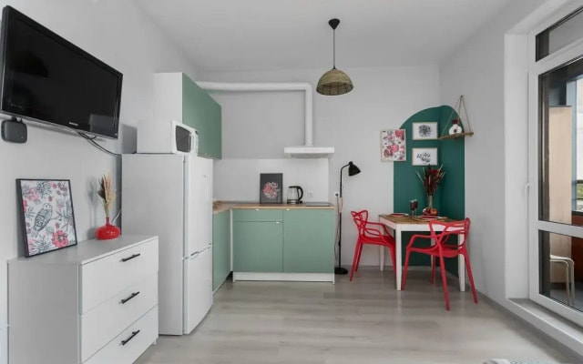 Квартира с Балконом Moderna Flat Status