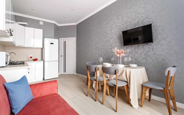 Квартира с Балконом Вид на Горы р-н Толстый Мыс Home Group