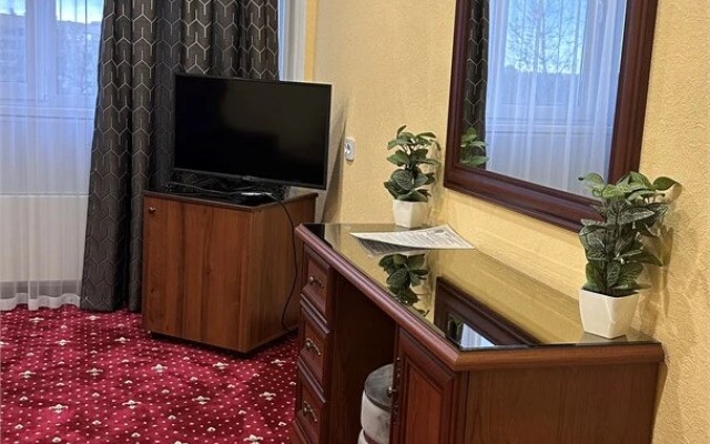 Отель Дружба