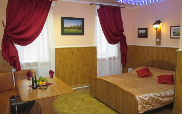 Tri Ohotnika Hotel