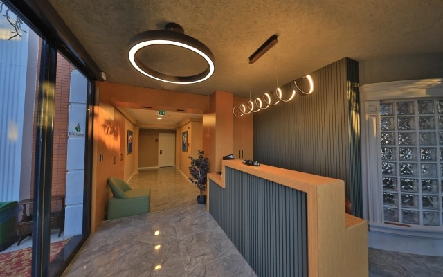 Treekos Suite Hotel