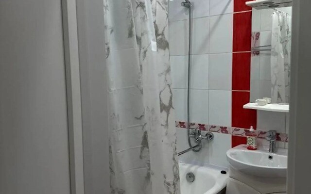 Квартира в Микрорайоне Крылатый 20