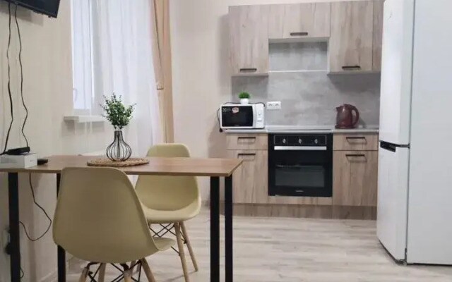 Квартира на 5-й просеке, 123