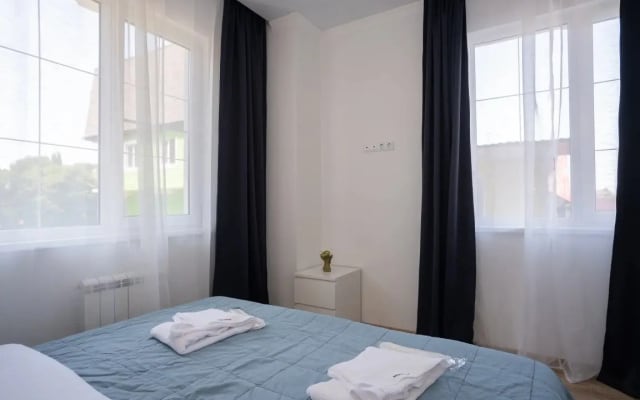 Апартаменты RED APARTMENTS Арт Лайт Дойл