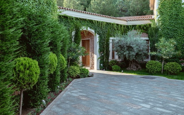 Отель Крымский Бриз Hotel & Villas