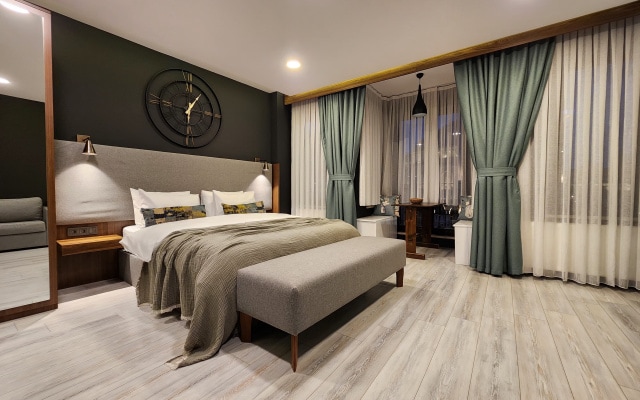 Отель Taksim Landhouse