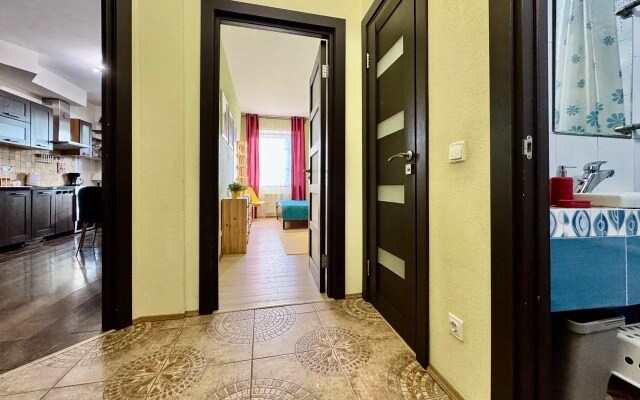 Квартира InRoomSPb на Энгельса 136