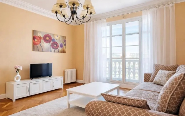 Квартира Grand Apartment на Центральном Проспекте