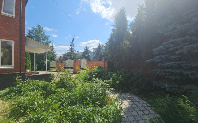 Частный дом в черте города