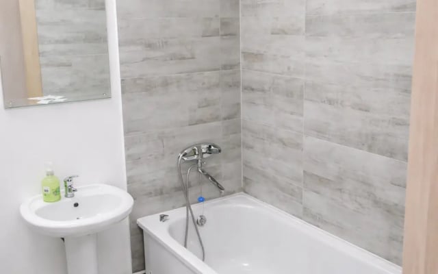 Апартаменты DreamHouse на Спутников