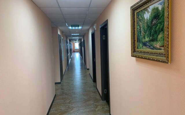 Отель Восток