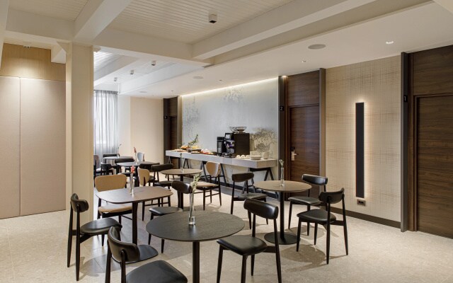 Отель Roar Boutique Hotel
