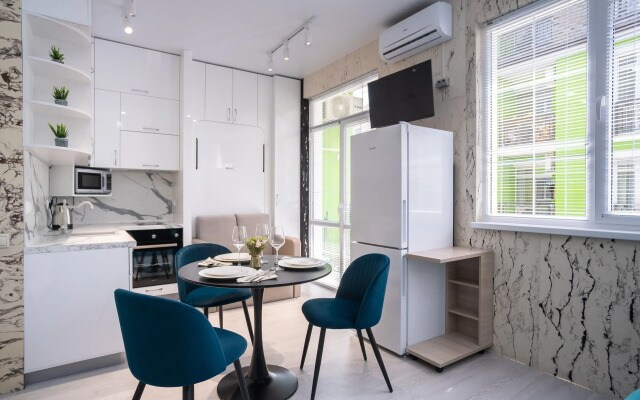 Апартаменты Red Apartments Арт Лайт Сити Кортес