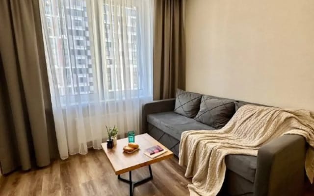 Квартира Life Apartments