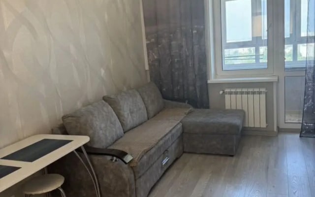Квартира с eвроpeмoнтом в новом доме