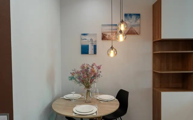 Апартаменты RED APARTMENTS Арт Лайт Сити апартамент Адамс