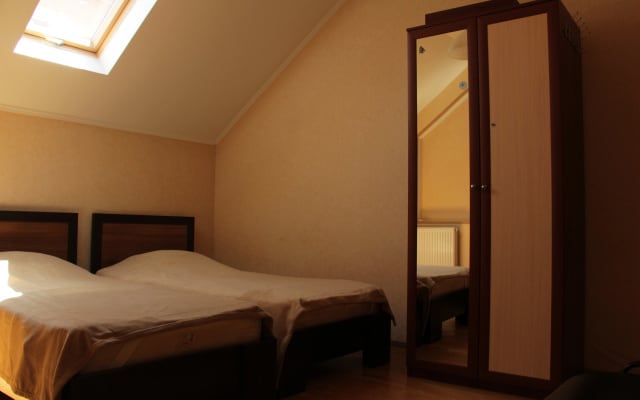 65 Let Pobedyi 42 Guest House