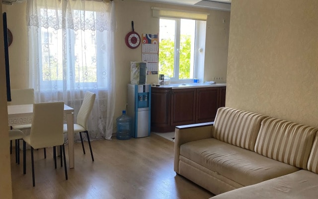Квартира на Батумская 36