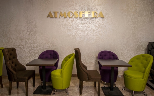Отель Атмосфера
