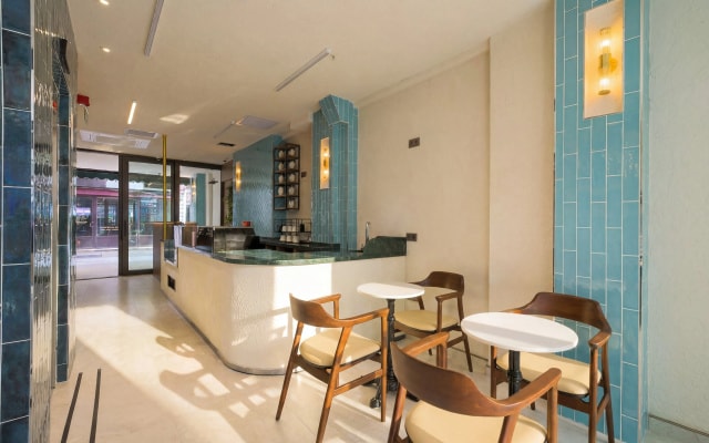 Stern Hotel Karakoy