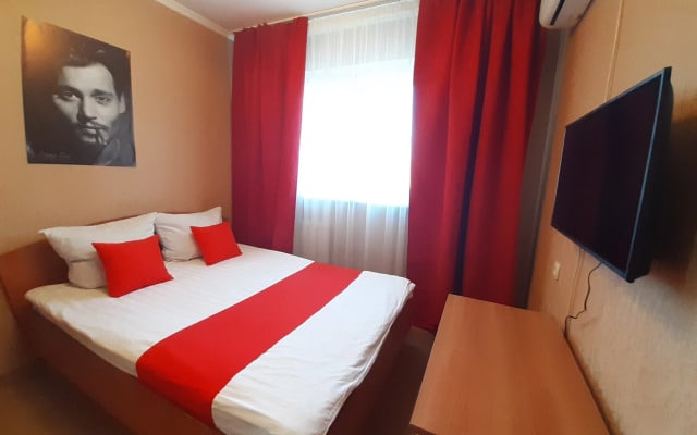 Отель Maxrooms Волга Рыбинск Hollywood