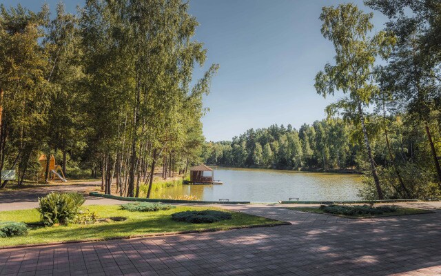 Отель Бисерово Клуб