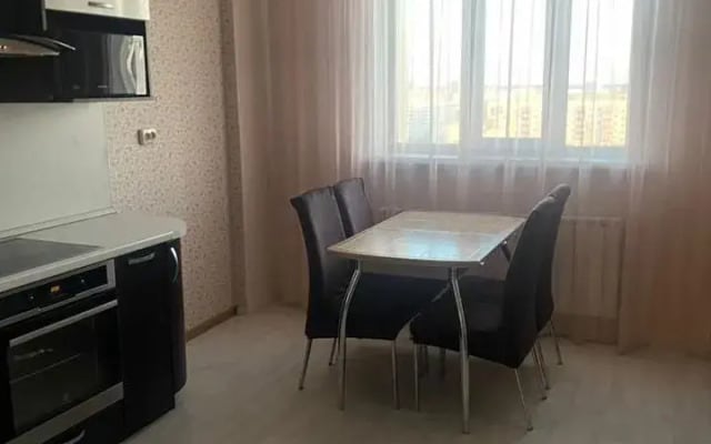 Апартаменты на улице Профсоюзов 38