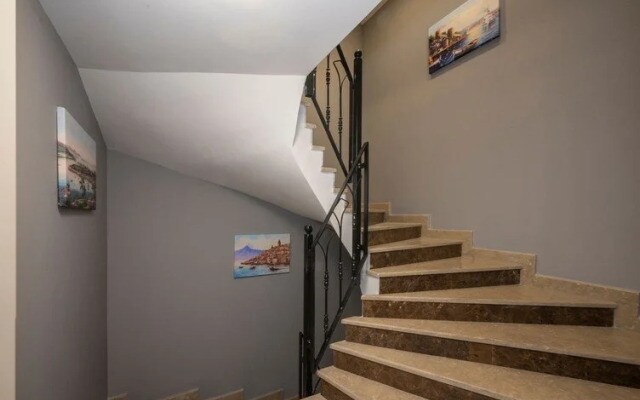 KA Hotel & Suites