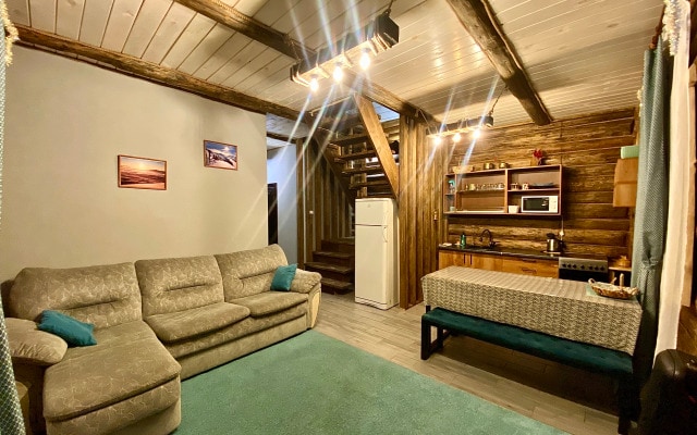 Гостевой дом Избушки guestHouse Маленькая