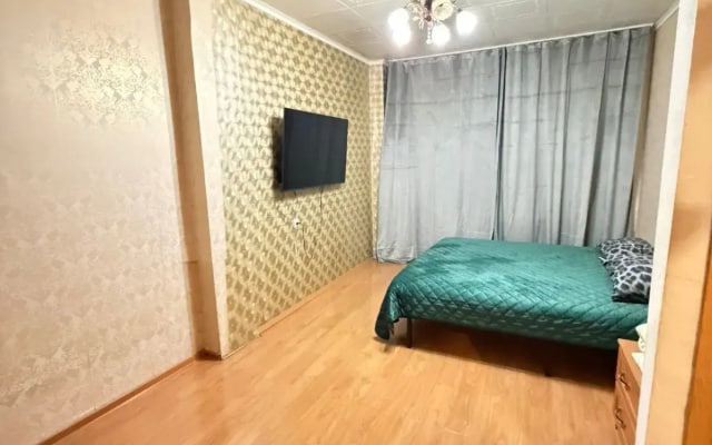 Квартира на Сергеляхской 12/2