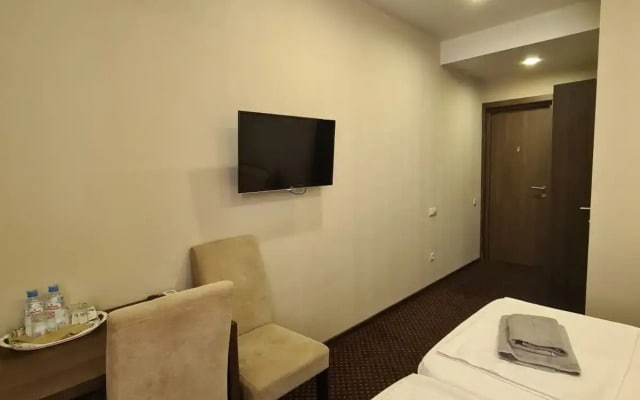 Garri Guest house