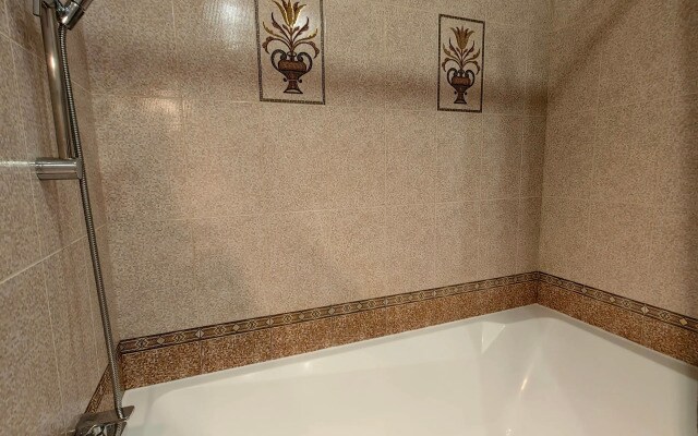 Квартира Садовая 329 у Волги
