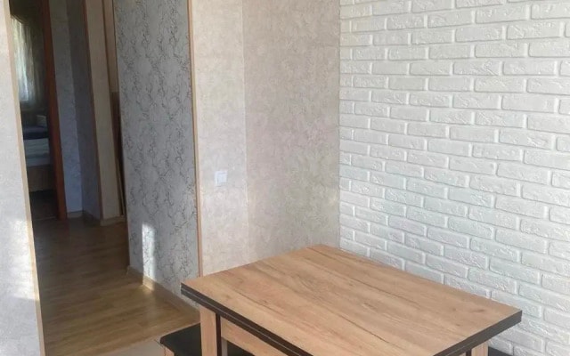 Квартира 3-к с балконом на Октябрьском