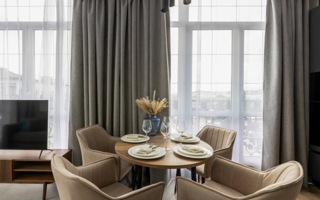 Апартаменты Red Apartments Арт Лайт Адриан