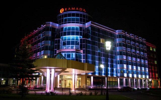 Отель Ramada by Wyndham Yekaterinburg
