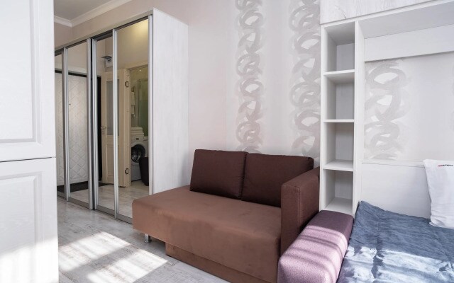 Апартаменты Red Apartments Арт Лайт Франц