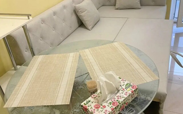 Solnechnaya Kvartira Na Cuzdalskoy Apartments