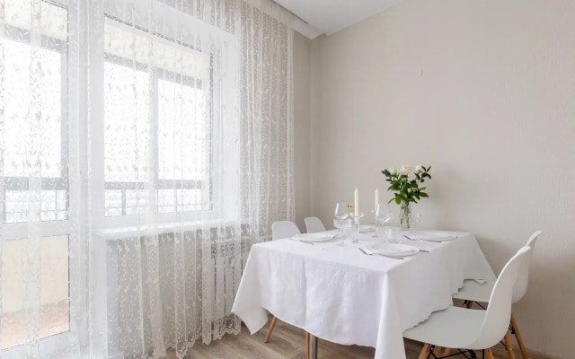 Апартаменты семейные Vetka Home на Красном проспекте