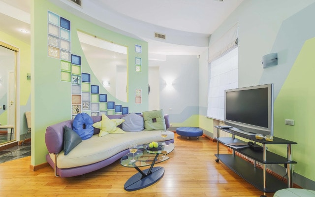 Квартира GM Apartments Дизайнерские 4-х комнатные у метро