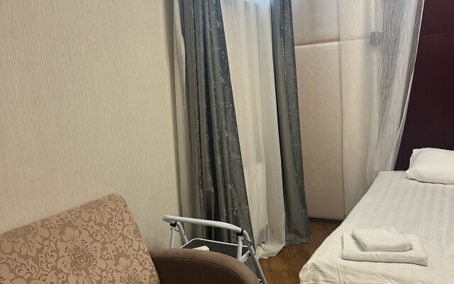 Меблированные комнаты  5 Rooms Apartment Nika Nevsky 88