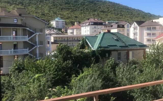 Квартира на Рекордной 10 (28)