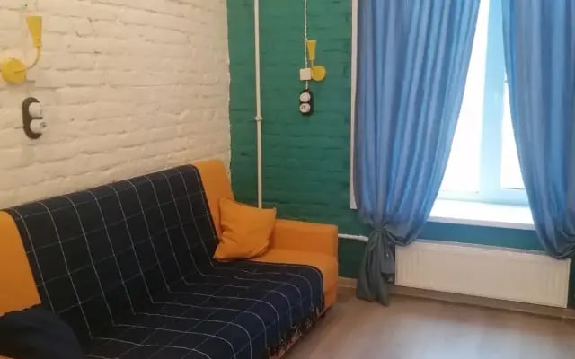 Квартира Большая студия на Правды
