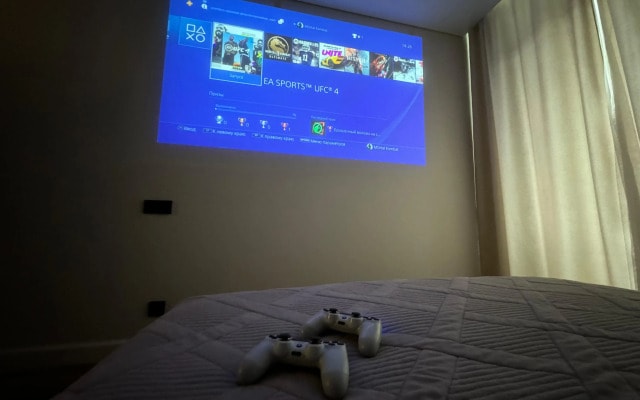 Апартаменты с PS4 в центре, ЖК Державинский