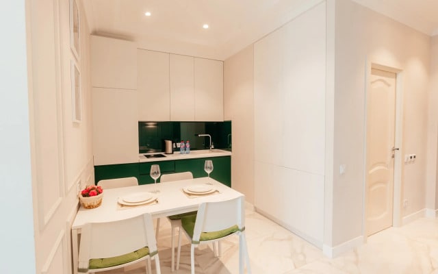 Апартаменты Red Apartments Арт Лайт Сити Апартамент Элли
