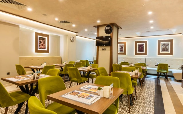 Mukarnas Taksim Hotel