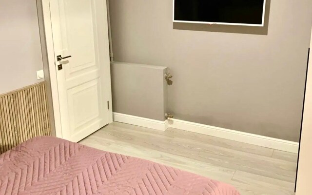 Квартира эконом SpbStay на Рубинштейна 25